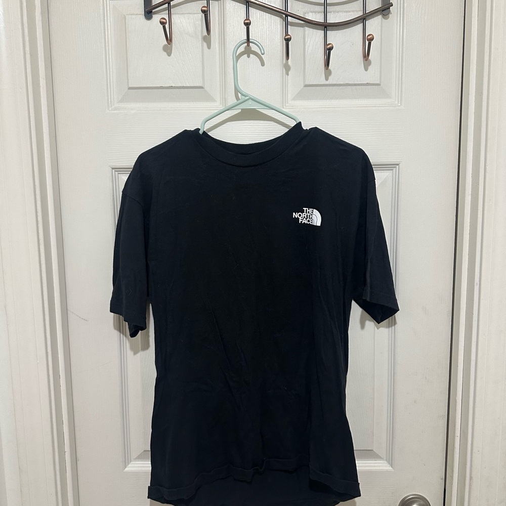 Men’s north Face black graphic never stop exploring short sleeve t shirt medium